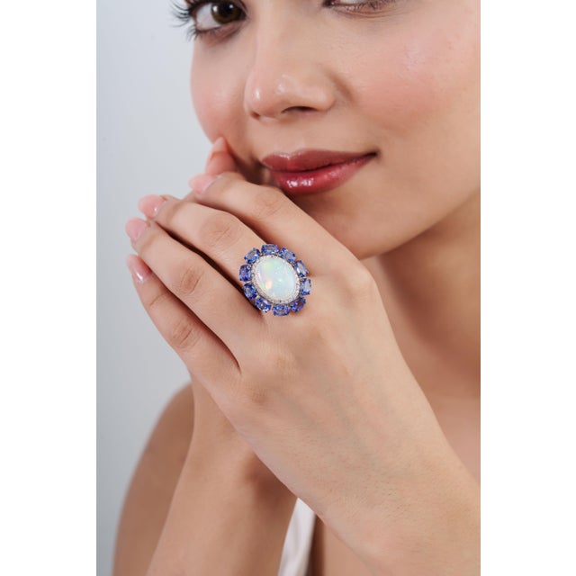 18k Gold Vintage 10.96 Carat Cocktail Ring Size 5 - Fire Opal & Royal Blue Sapphires For Sale - Image 11 of 18
