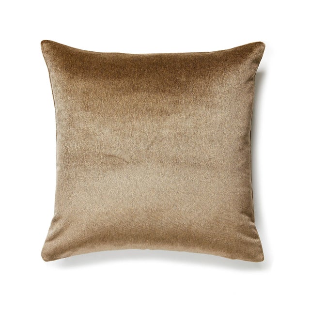 Scalamandré is a heritage American textile brand rooted in luxury and high-end design since its inception in 1929. Founder...