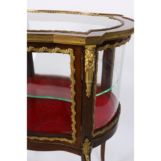 Antique Ormolu Mounted Bijouterie Display Cabinet, 19th Century For Sale - Image 5 of 18