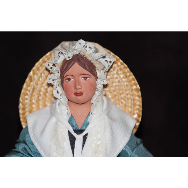 Provence Santons Women Figurines, 1990s, Set of 3 For Sale - Image 4 of 18