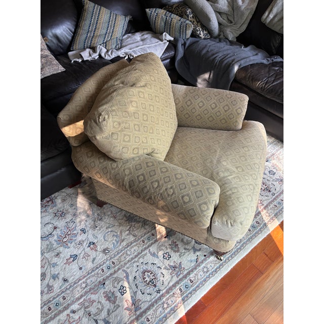 Lillian August Club Arm Chair I got it from a friend. It is lightly used but slightly sun faded. Traditional diamond...