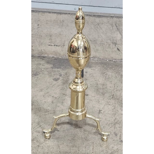 Traditional Late 20th Century Virginia Metalcrafters Williamsburg Brass Fireplace Andirons Cw 100-2 W Logholders For Sale - Image 3 of 12
