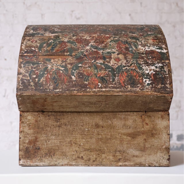18th Century Hand Painted French Wedding Box For Sale In Birmingham - Image 6 of 6