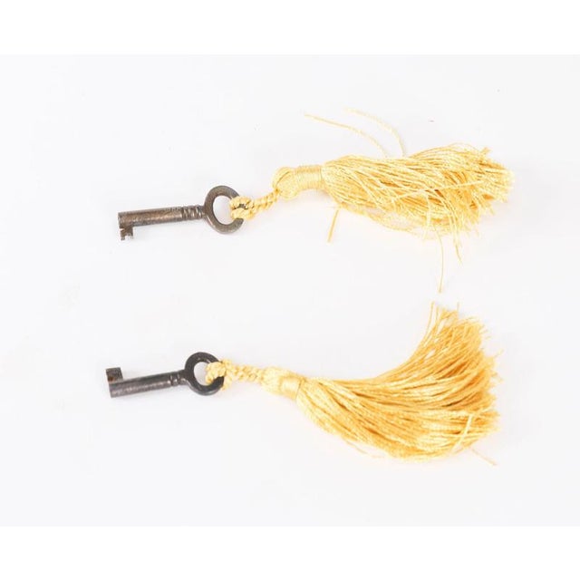 Antique George III Campaign Writing Slope with Brass Mounts, 19th Century For Sale - Image 18 of 18