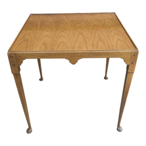 Tomlinson Furniture Co. Queen Anne Style Walnut Side Table