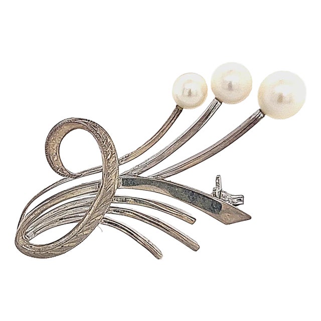 1990s Mikimoto Estate Akoya Pearl Brooch Sterling Silver For Sale