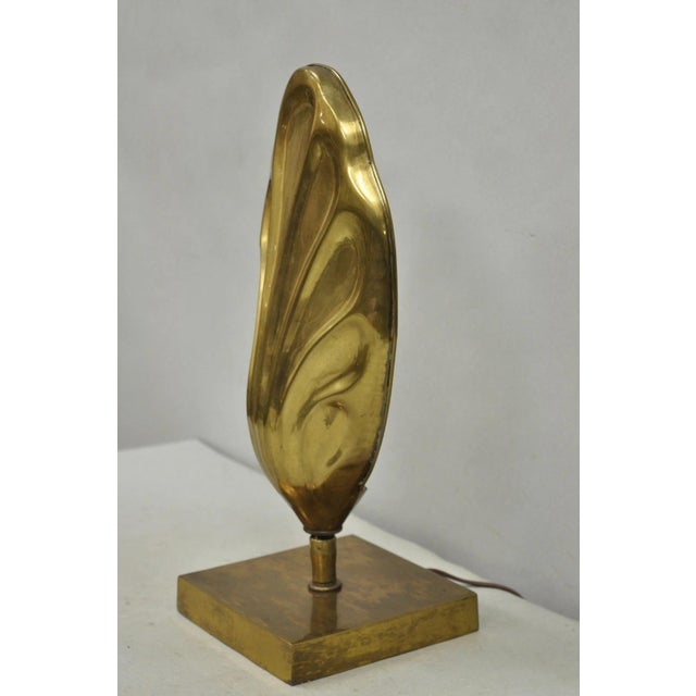 Vintage Chapman Hollywood Regency Burnished Brass Small Leaf Sconce Table Lamp For Sale In Philadelphia - Image 6 of 11