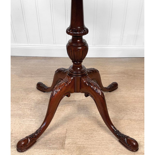 Vintage Chippendale Mahogany Round Pie Crust Parlor Table For Sale - Image 11 of 12