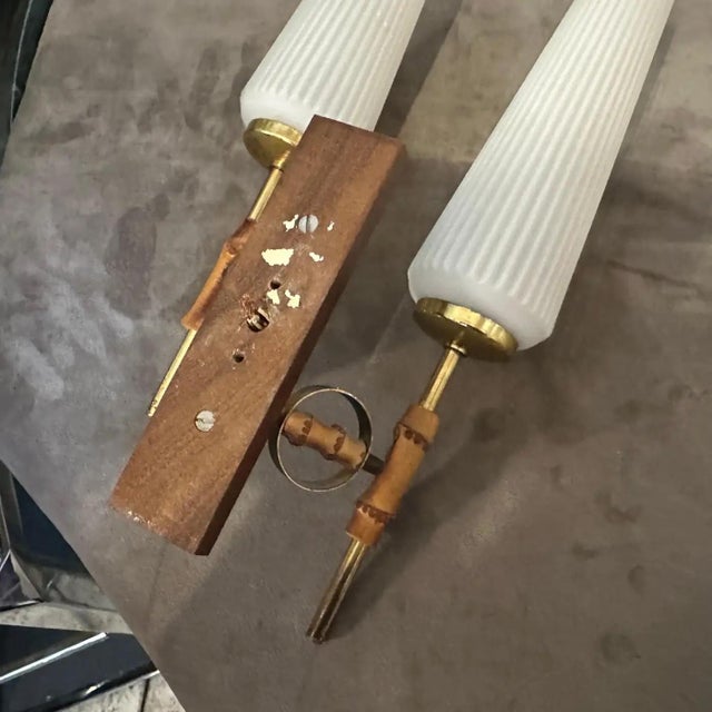 Set of Two 1950s Mid-Century Modern Brass, Bamboo and Glass Italian Wall Sconces For Sale - Image 11 of 12