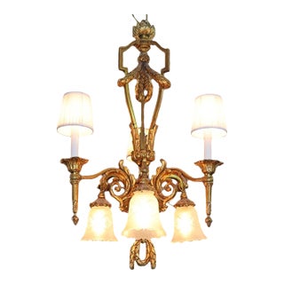 1950s Louis XV French Style Gilt Bronze 6 Light Chandelier For Sale