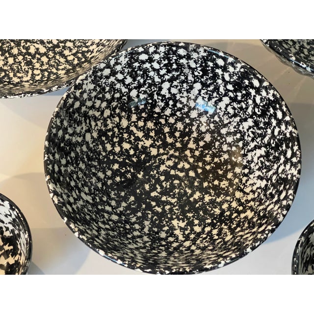 Mid 20 C Century Italian Roma Spattered Spongewear Ceramic Bowls Set Handpainted - Set of 5 For Sale In Miami - Image 6 of 8