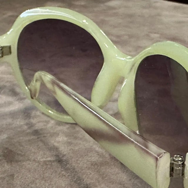 Green 1990s Vintage Fake Green Marble Acetate Bon Bon Italian Sunglasses For Sale - Image 8 of 11