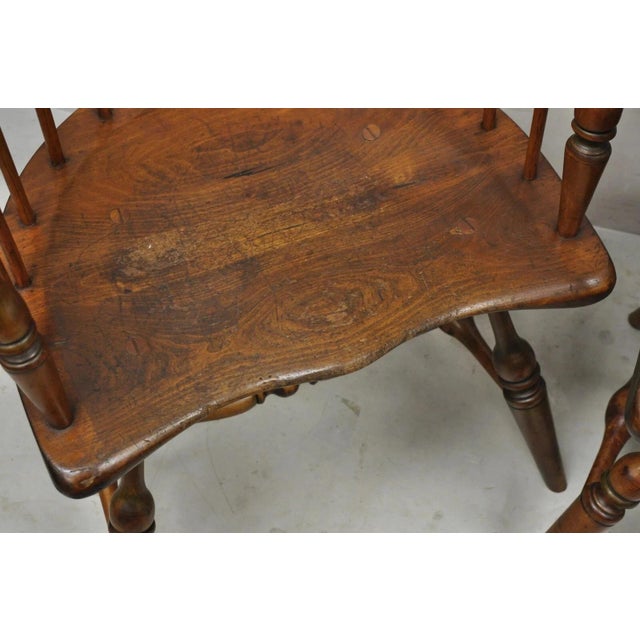 Antique English Windsor Colonial Pine Wood Spindle Pub Club Arm Chairs - A Pair For Sale - Image 11 of 12