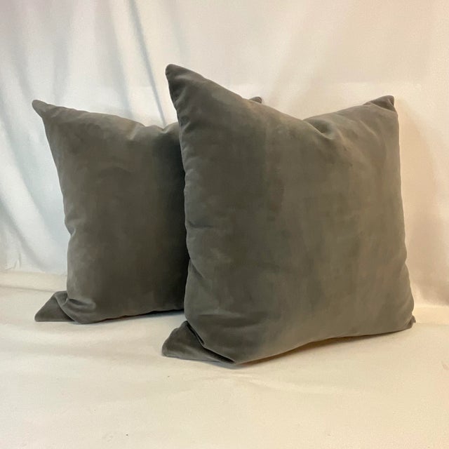 Vintage Hollywood Regency Boho Chic Gray Velvet Feather Down Pillows - A Pair For Sale - Image 4 of 10