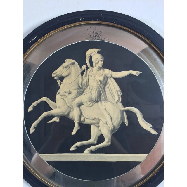 Antique 1900s Pair of Neoclassical Reverse Printed Mirrored Round Cartouche For Sale - Image 4 of 11