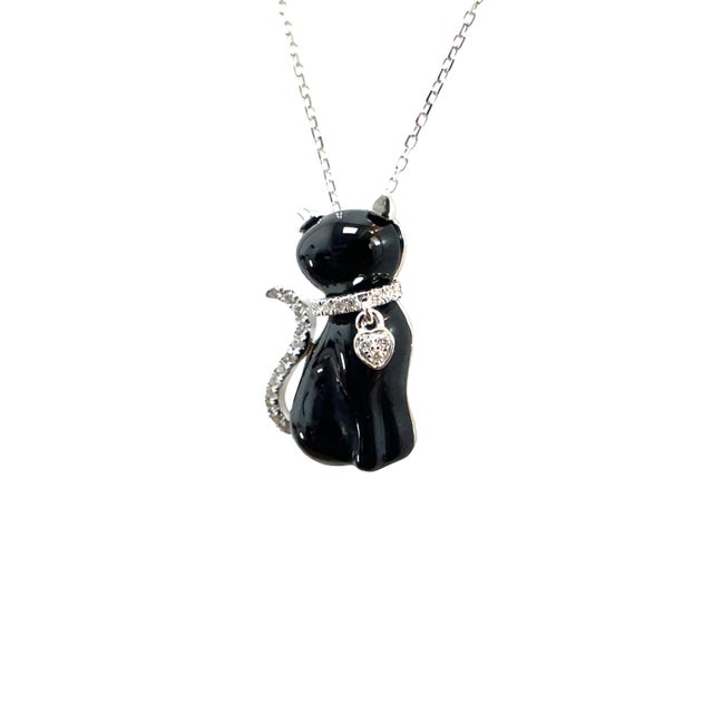 Early 21st Century 14k White Gold Black Onyx & Diamond Cat Pendant Necklace For Sale - Image 5 of 9