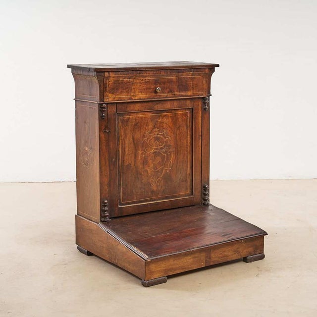 Threaded Walnut Kneeler, Early 19th Century For Sale - Image 6 of 6