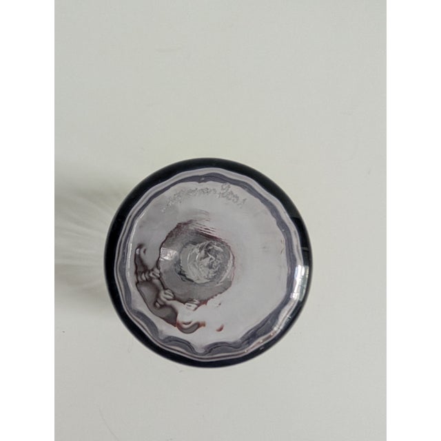 Venini Monofiori Rigadin Pale Purple Glass Vase Signed by Artist For Sale In Jacksonville, FL - Image 6 of 7