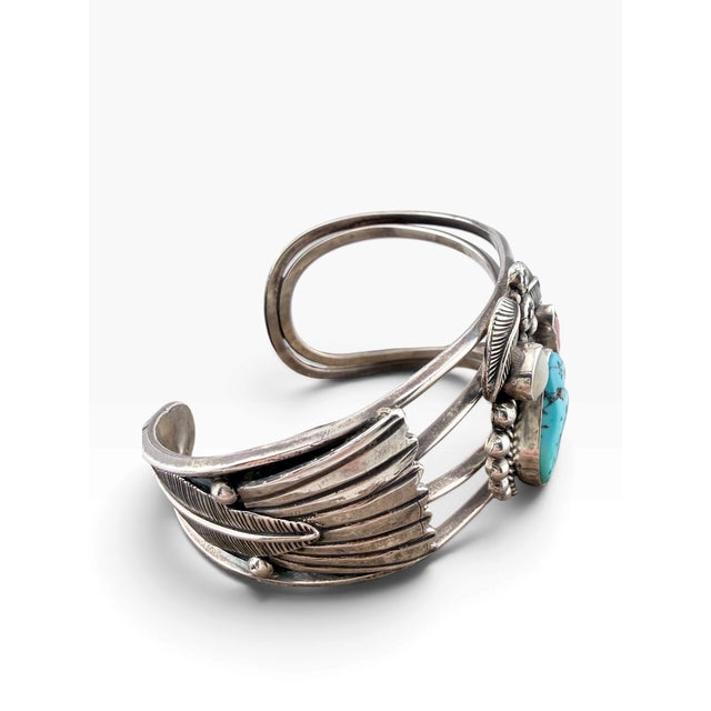 Metal 1970s Navajo Style Sterling Silver Multi-Stone Cuff Bracelet With Turquoise, Coral & Mother of Pearl For Sale - Image 7 of 8