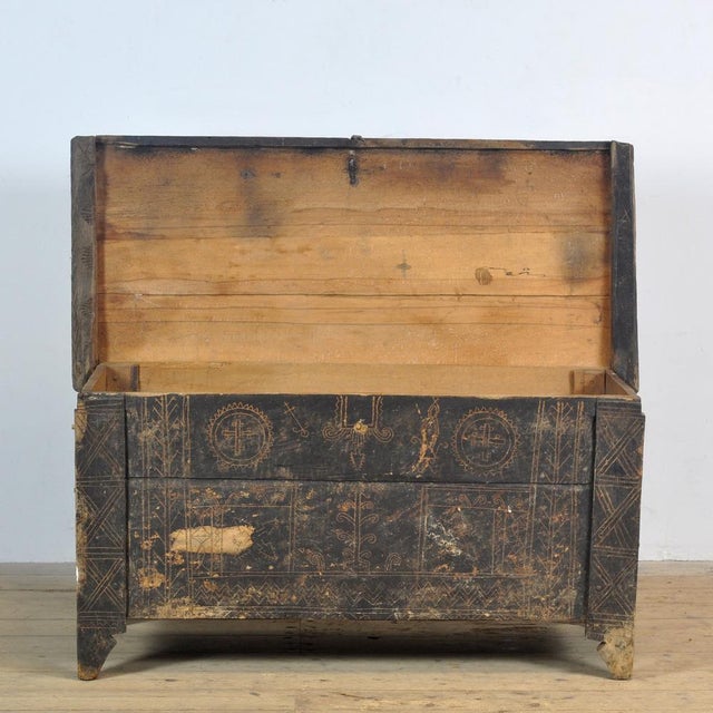 Antique Shepherd's Chest, 1820s For Sale - Image 4 of 18