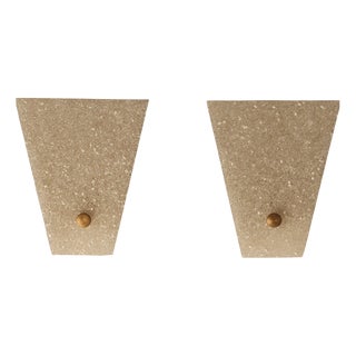 French Textured Acrylic Glass Wall Sconces, 1960s, Set of 2 For Sale