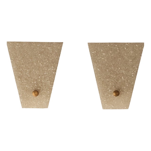 French Textured Acrylic Glass Wall Sconces, 1960s, Set of 2 For Sale