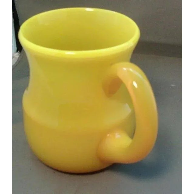 19th Century Chinese Canary Yellow or Egg Yolk Peking Glass Tankard Mug For Sale In New York - Image 6 of 9