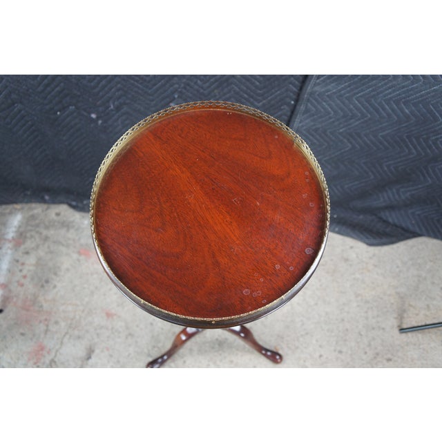 Large Vintage Queen Anne Style Solid Mahogany Plant Candlestand Pedestal Gallery For Sale - Image 4 of 13