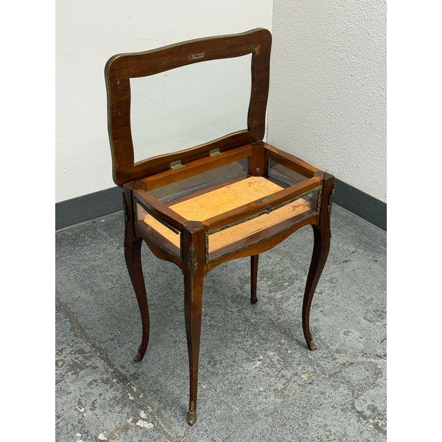 Mid 20th Century Louis XV Style Glass Top Vitrine Display Table, Vintage For Sale - Image 5 of 12