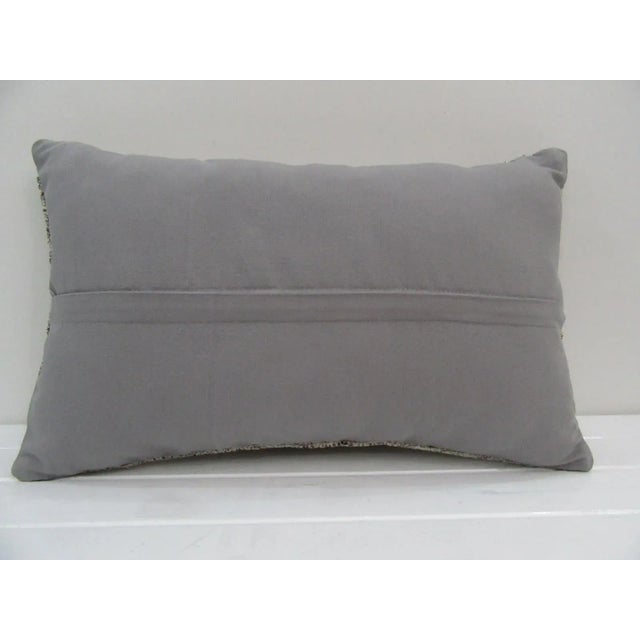 Contemporary Handmade Natural Turkish Kilim Pillow Cover For Sale - Image 3 of 4