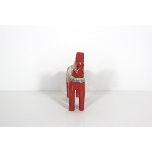 1970s Vintage Swedish Dala Horse by Grannas a Olssons Folk Art Red Orange For Sale - Image 5 of 9