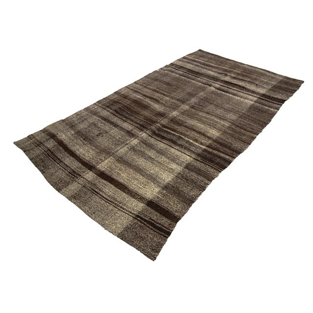 Vintage Turkish Tan Kilim Rug-5'10x10'4" For Sale - Image 4 of 7