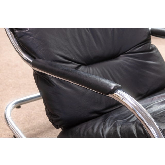 Milo Baughman for Dia Black Leather and Tubular Chrome Vintage Rocker & Ottoman For Sale - Image 9 of 11