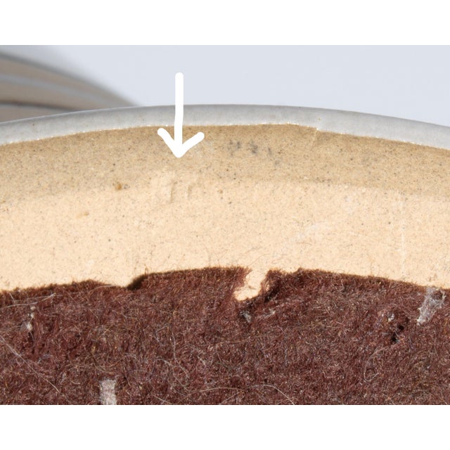 White Mid 20th Century Ceramic Walnut Table Lamp by Gordon and Jane Martz for Marshall Studios For Sale - Image 8 of 10