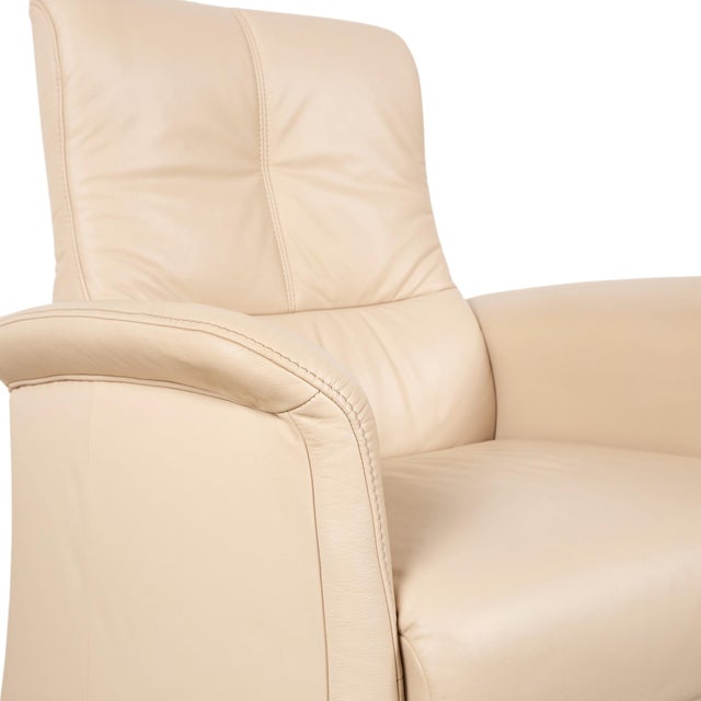 Modern Model 6001 Leather Armchair in Cream from Himolla For Sale - Image 3 of 16