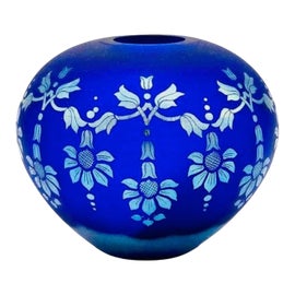 Example of Fenton Art Glass Company Vessels and Vases