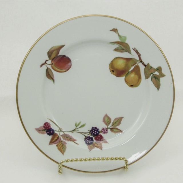 Royal Worcester replacement porcelain plate, English, in the Evesham pattern. Vintage Royal Worcester Evesham fine...