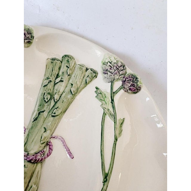Majolica and Porcelain Plates, France, 1960s, Set of 3 For Sale - Image 10 of 15