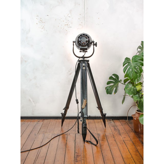 Satin Black Rank Strand Patt 123 Theater Spotlight Floor Lamp with Black Wooden Tripod, 1960s For Sale - Image 15 of 18