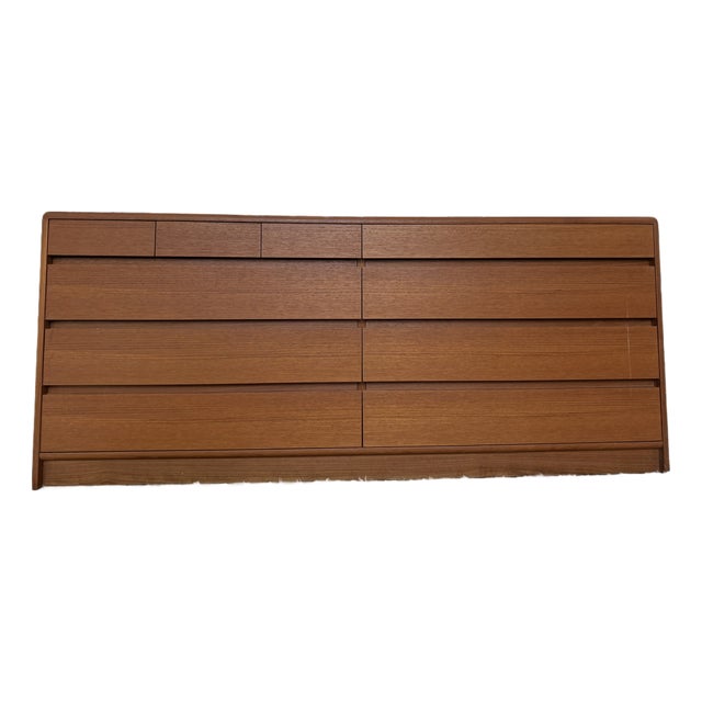 Vintage Danish Modern Teak 10-Drawer Dresser by Nordisk Andels-Eksport (Denmark) For Sale
