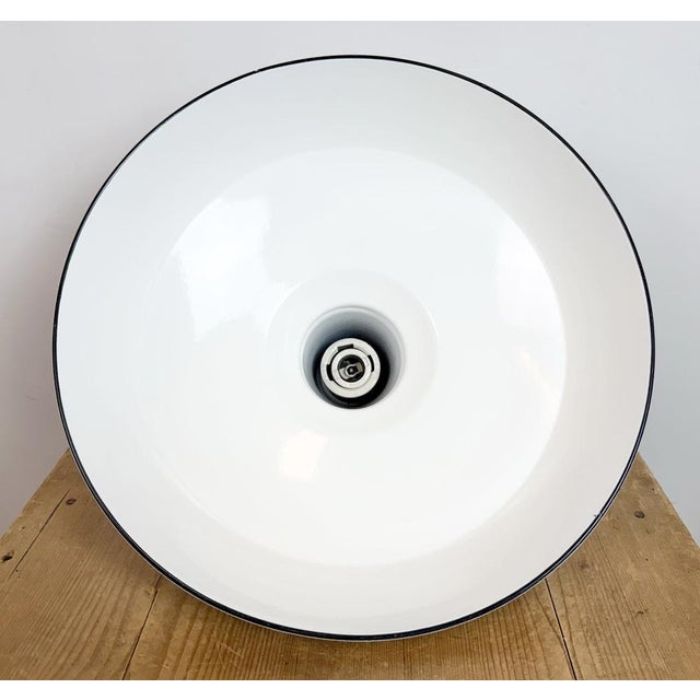 Industrial White Enamel Factory Pendant Lamp from Benjamin, USA, 1960s For Sale - Image 18 of 18