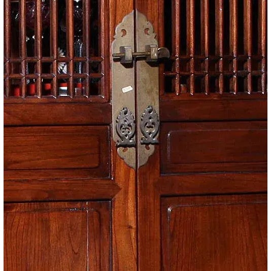 Chinese Anglo-Chinese Large Elmwood Cabinet With Accordion Doors, Turn of the Century For Sale - Image 3 of 5