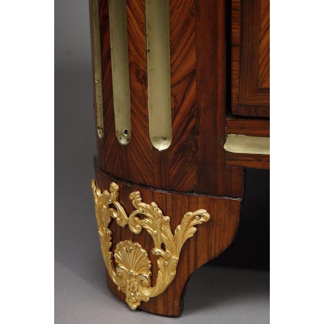 Regency Chest of Drawers attributed to Pierre Moulin, 1720 For Sale - Image 13 of 18