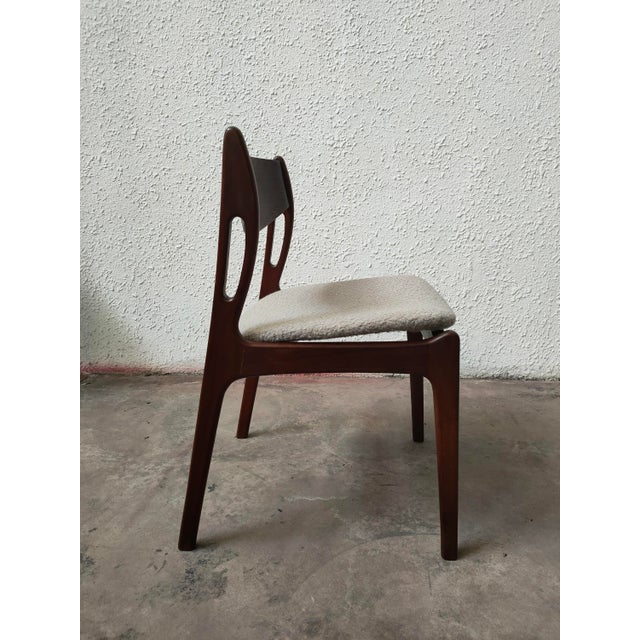 Mid-Century Modern Danish Chair in Boucle, 1970 For Sale - Image 4 of 8