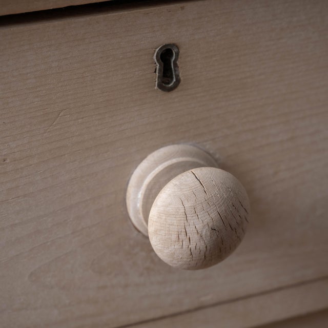 English Pine Linen Press, 19th Century For Sale - Image 12 of 18