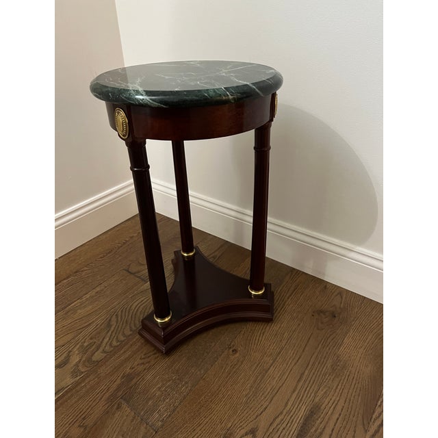 1980s Mahogany Bombay Style Neoclassical Green Marble Top Pedestal End
