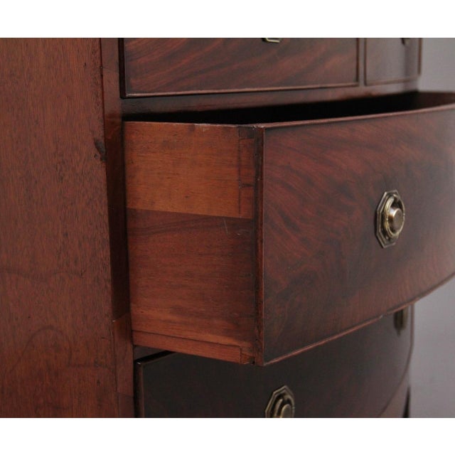Early 19th Century Antique Flame Mahogany Bowfront Chest, 1820 For Sale - Image 5 of 12