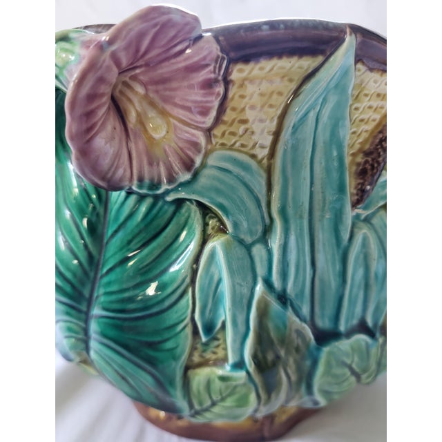 Antique French Majolica Liseron Cachepots, 1890s, Set of 2 For Sale - Image 3 of 6