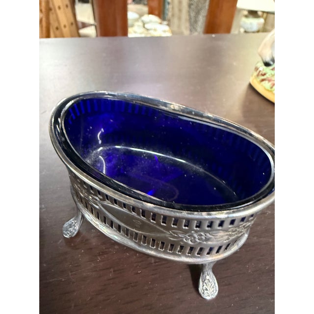 French Antique Birmingham Sterling Silver Salt Cellars Cobalt Blue Crystal Insert Pair For Sale - Image 3 of 6