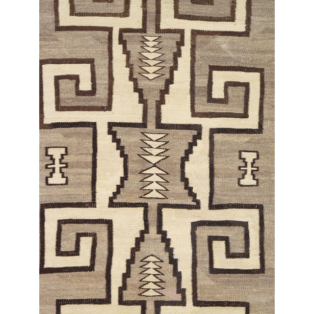 Late 19th Century Navajo Transitional Rug Cira 1890 Geometric Meander Key Fret Diamond Design Fine For Sale - Image 5 of 18